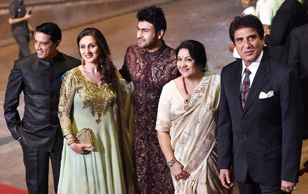Bollywood actor Raj Babbar with family at Arpita Khan and Aayush Sharma wedding reception in Mumbai.