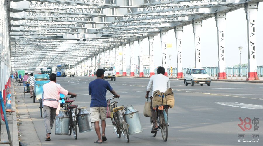 'ব্যস্ত' শহরে সাইকেল সফর 