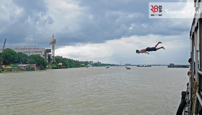 শূন্যে ভাসার স্বাধীনতা 