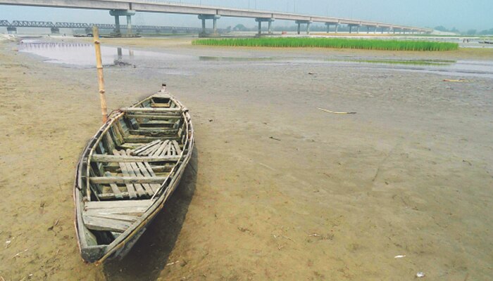 তিস্তার চরে মানুষের বিপদের বসতি, বৃষ্টি হলেই ভাসছে ঘর বাড়ি 