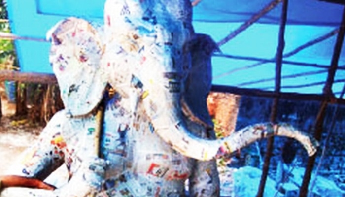 ১৭ বছরের কিশোর কাগজ দিয়ে তৈরি করল ২৫ ফুটের গণেশ