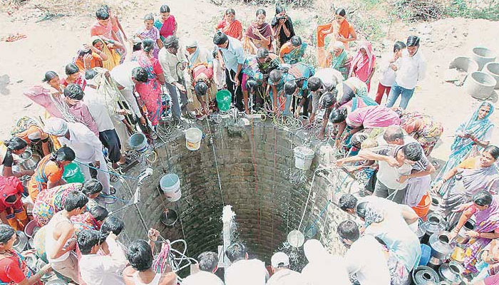 লাতুরে জল আনতে গিয়ে মৃত্যু এক মহিলার