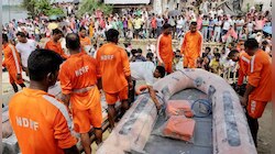 নৌকাডুবিতে 'শান্তিপুর এখন মৃত্যুপুর', উদ্ধার ১৫ জনের দেহ 