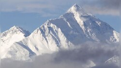 মাউন্ট এভারেস্ট সম্পর্কে ১০টি অজানা তথ্য