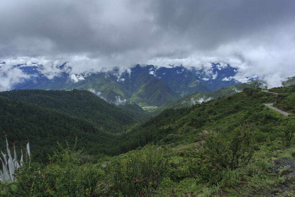 ভুবন ভোলানো ভুটান