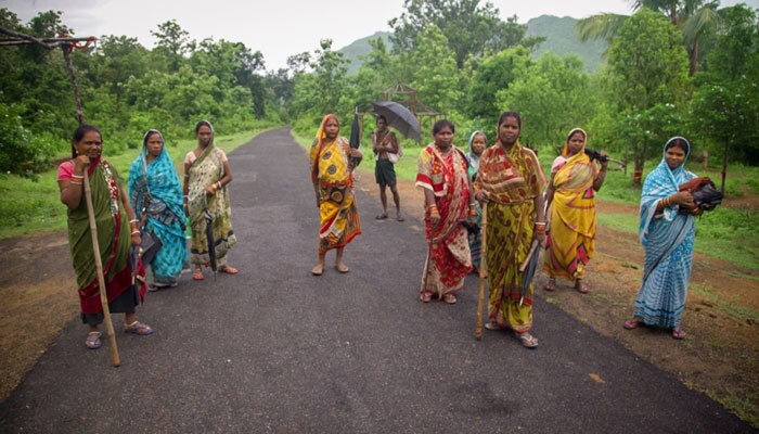 হামলাকারীকে মেরে ফেলল রায়গঞ্জের মহিলারা