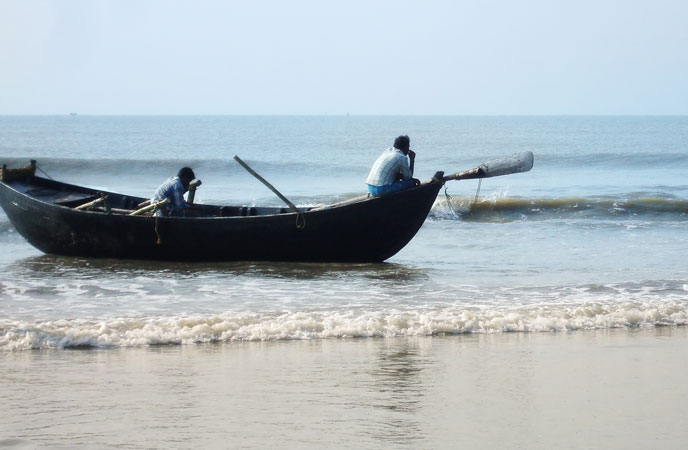 সৈকতে বেলাগাম জীবনযাপনই দুর্ঘটনার কারণ মন্দারমণিতে