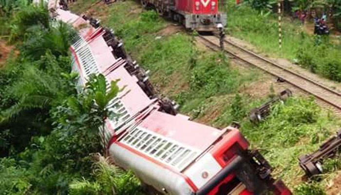 ক্যামেরুনে ট্রেন দুর্ঘটনায় মৃত ৫৩ 