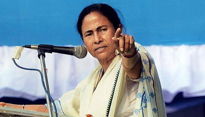 নতুন জেলা ঝাড়গ্রামের সূচনার পরেই কেন্দ্রকে চ্যালেঞ্জ ছুঁড়লেন মুখ্যমন্ত্রী নতুন জেলা ঝাড়গ্রামের সূচনার পরেই কেন্দ্রকে চ্যালেঞ্জ ছুঁড়লেন মুখ্যমন্ত্রী