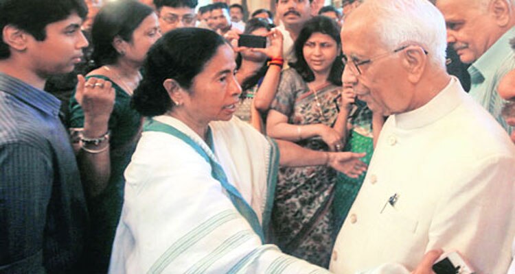 পাহাড় পরিস্থিতি নিয়ে রাজ্যপালকে রিপোর্ট দিলেন মমতা বন্দ্যোপাধ্যায় 