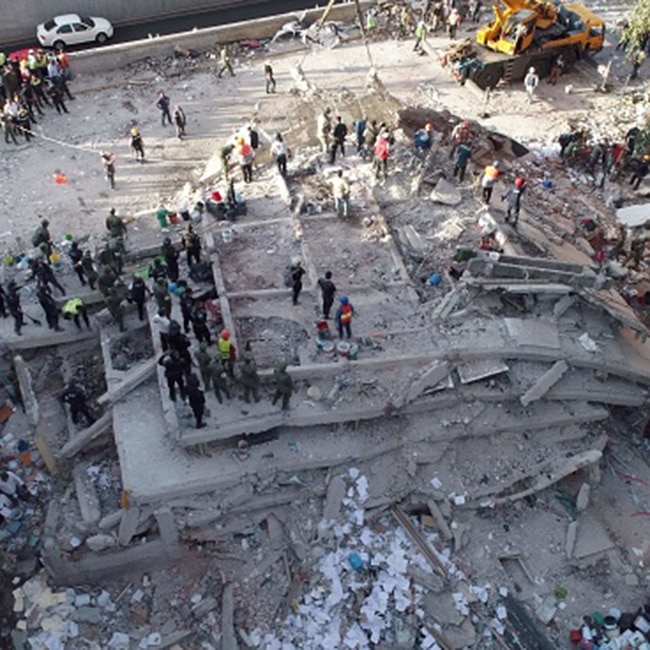 Massive earthquake devastates Mexico 