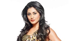 রিমি সেনকে মনে আছে? তাঁর ইনস্টাগ্রাম ছবিগুলো দেখলে চোখ ছানাবড়া হয়ে যাবে