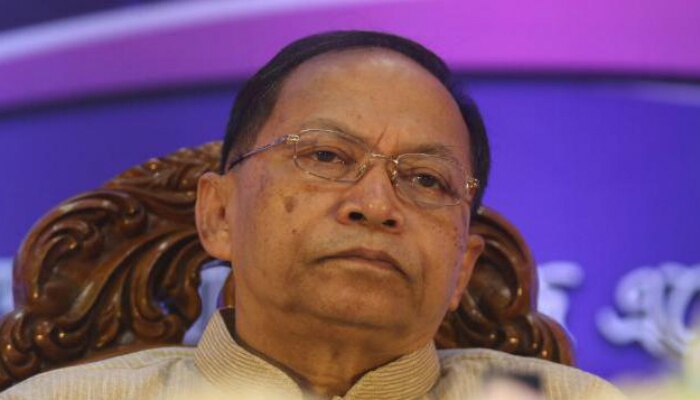 চাপের মুখে পদত্যাগ করলেন বাংলাদেশের প্রথম হিন্দু প্রধান বিচারপতি চাপের মুখে পদত্যাগ করলেন বাংলাদেশের প্রথম হিন্দু প্রধান বিচারপতি