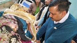 দিল্লির নারেলার ঘটনায় নির্যাতিতার সঙ্গে দেখা করলেন কেজরিওয়াল