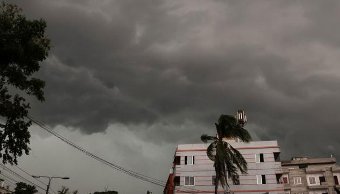 আগামী ২ ঘণ্টায় ধেয়ে আসছে কালবৈশাখী, সঙ্গে বজ্র বিদ্যুত্‍-সহ বৃষ্টি