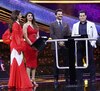 Salman Khan played dus ka dum with-his upcoming movie race 3 team 6