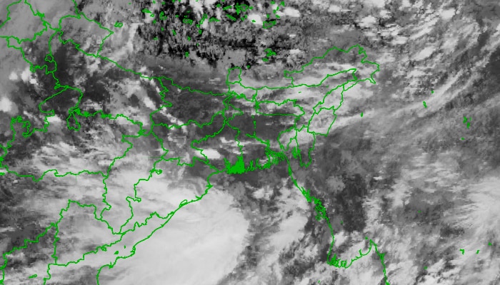 ঘূর্ণাবর্ত হল নিম্নচাপ, দক্ষিণবঙ্গে গাঢ় দুর্যোগের পূর্বাভাস 