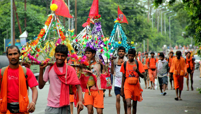 শ্রাবণে শিবভক্তদের যাত্রাপথে প্রকাশ্যে মাংস বিক্রি নিষিদ্ধ করল যোগী সরকার