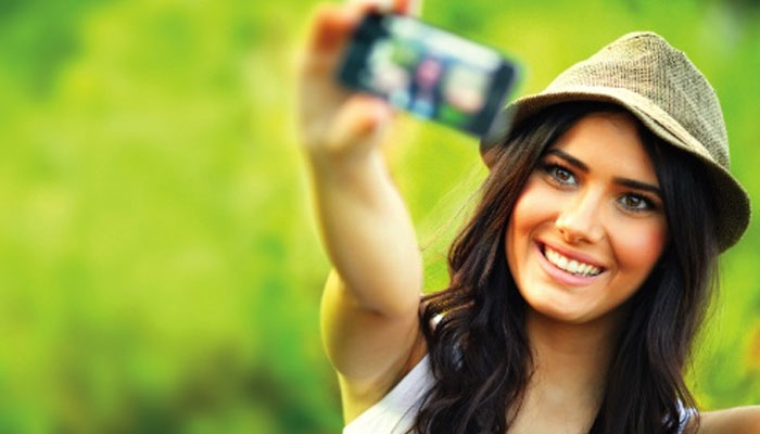 Xotin sorayotgan selfi Xotin sorayotgan selfi