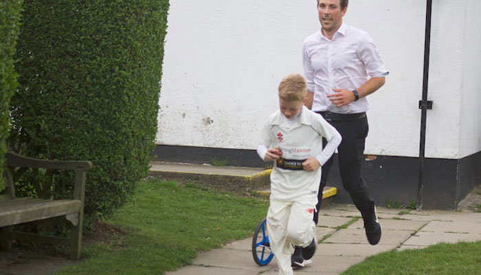 Nine-year-old runs 3.5 kilometres 3