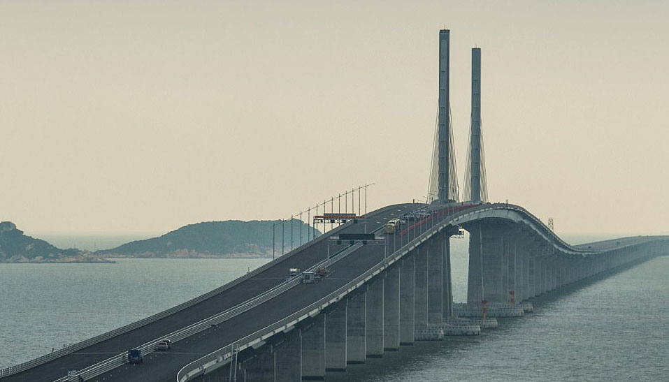 World's longest sea-crossing bridge