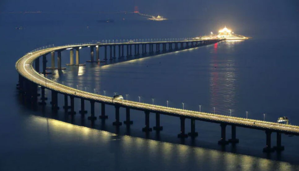 World's longest sea-crossing bridge