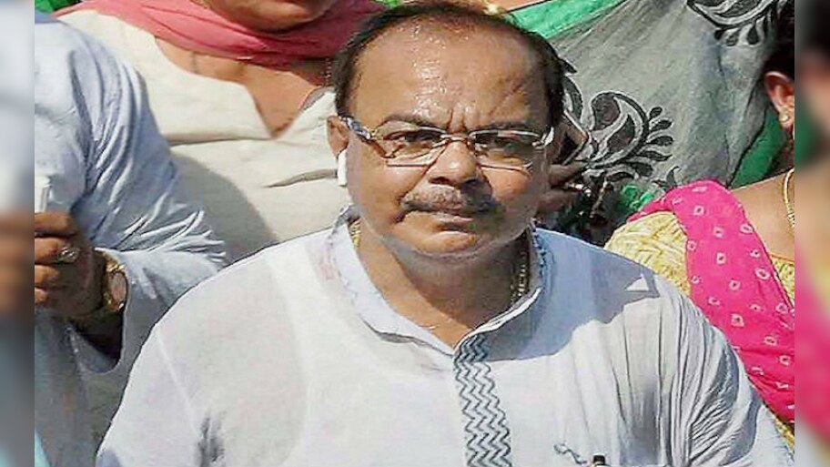 মুখ্যমন্ত্রীর 'ধমক খেয়ে' মন্ত্রিত্ব থেকে ইস্তফা শোভন চট্টোপাধ্যায়ের