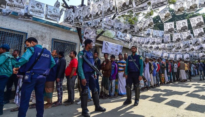 মিটল বাংলাদেশের ভোটপর্ব, আঁটোসাঁটো নিরাপত্তা সত্ত্বেও হিংসার বলি ১২, শুরু হয়েছে গণনা