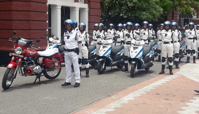 মিলেনিয়াম পার্কে কলকাতা পুলিসের মহিলা কর্মীকে কামড়ে দিল যুবক