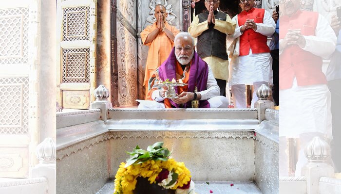কাশী বিশ্বনাথ মন্দিরে পুজো দিয়ে মোদী বললেন, 'হর হর মহাদেব'