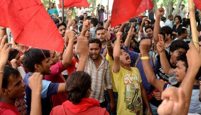 ত্রুটিপূর্ণ এনআরসি! সুপ্রিম কোর্টে যাওয়ার হুঁশিয়ারি AASU-র