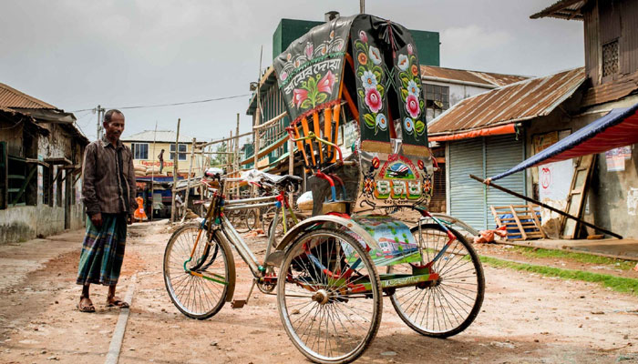 বসবাসের অযোগ্য ঢাকা