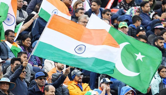 ভারত সফর বন্ধ হতে পারে পাকিস্তান ক্রিকেট দলের, জানাল পিসিবি