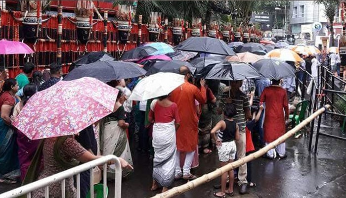 ভরা আশ্বিনেও থাকবে বর্ষার ভ্রুকুটি, ভাসতে পারে পুজোও