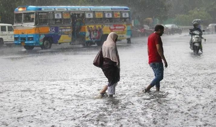 বুলবুল-এর তাণ্ডবে শনিবার কলকাতায় তুমুল দুর্যোগের আশঙ্কা, পুরসভায় খুলল কন্ট্রোলরুম