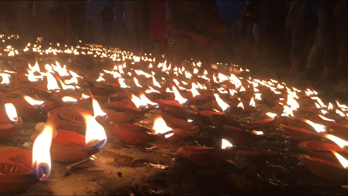 ২১ হাজার প্রদীপ জ্বালিয়ে দেব দীপাবলি