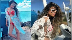 বিকিনি পরে ছুটে যাচ্ছেন সমুদ্রের দিকে, ভাইরাল নিয়ার ভিডিয়ো 
