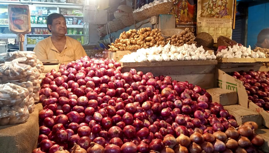 Onion prices in Kolkata