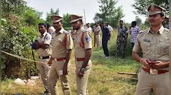 শুধু তেলেঙ্গানা নয়, এনকাউন্টারের ভূরিভূরি উদাহরণ রয়েছে গুজরাত থেকে UP