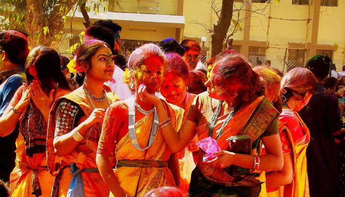 শিক্ষামন্ত্রীর হস্তক্ষেপে স্থিতাবস্থা, দোলের দিনই বসন্ত উৎসব বিশ্বভারতীতে