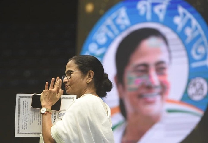 বাংলার গর্ব মমতা : বিধায়কদের ১০ দফা হোমটাস্ক বেঁধে দিলেন নেত্রী