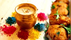 দোল উত্সব স্পেশাল: ঠাণ্ডাই আর ভাঙের পকোড়া