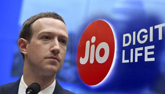 প্রায় ৫০,০০০ কোটি টাকায় Jio-র মালিকানা কিনতে চাইছে Facebook!