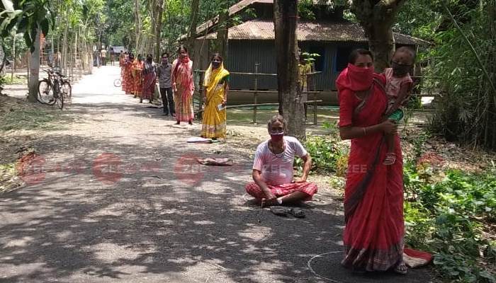 ৩৬৫ দিনই ‘লকডাউনে’ পরাধীন ধীমানরা, তার উপর ভাতে মেরেছে করোনার লকডাউন