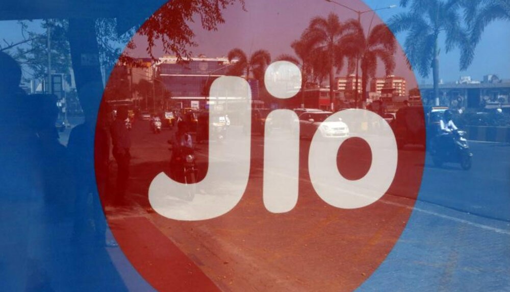 অতিরিক্ত ২ জিবি ডেটা দিচ্ছে Jio!