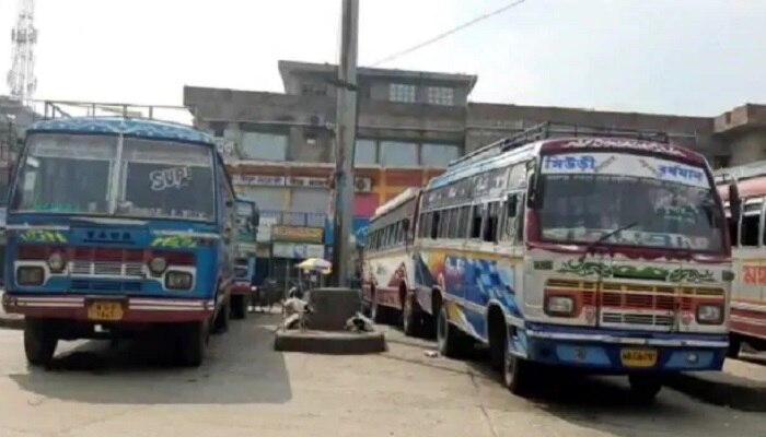 জ্বালানি আগুনছোঁয়া, এই জেলায় বন্ধ হয়ে যাচ্ছে বেসরকারি বাস পরিষেবা!