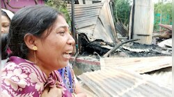ধর্ম অবমাননার ছুতোয় বাংলাদেশের কুমিল্লায় হিন্দুদের বাড়িঘরে আগুন  