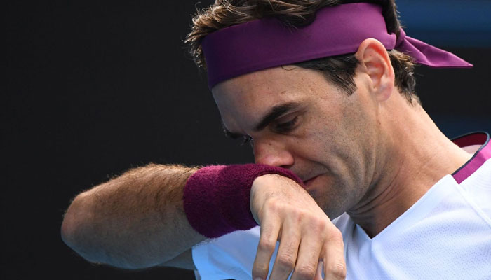 হাঁটুর চোটে অস্ট্রেলিয়ান ওপেন থেকে ছিটকে গেলেন Roger Federer 