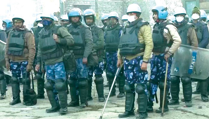 Farmers Protest-এ ফের বাড়ছে উত্তেজনা, দিল্লির ৩ সীমান্তে বন্ধ Internet পরিষেবা