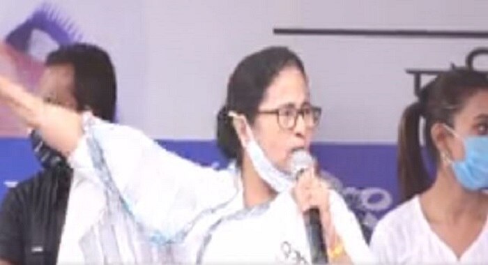 WB Assembly Elections 2021 LIVE: সবচেয়ে বড় তোলাবাজ মোদী : শিলিগুড়িতে Mamata